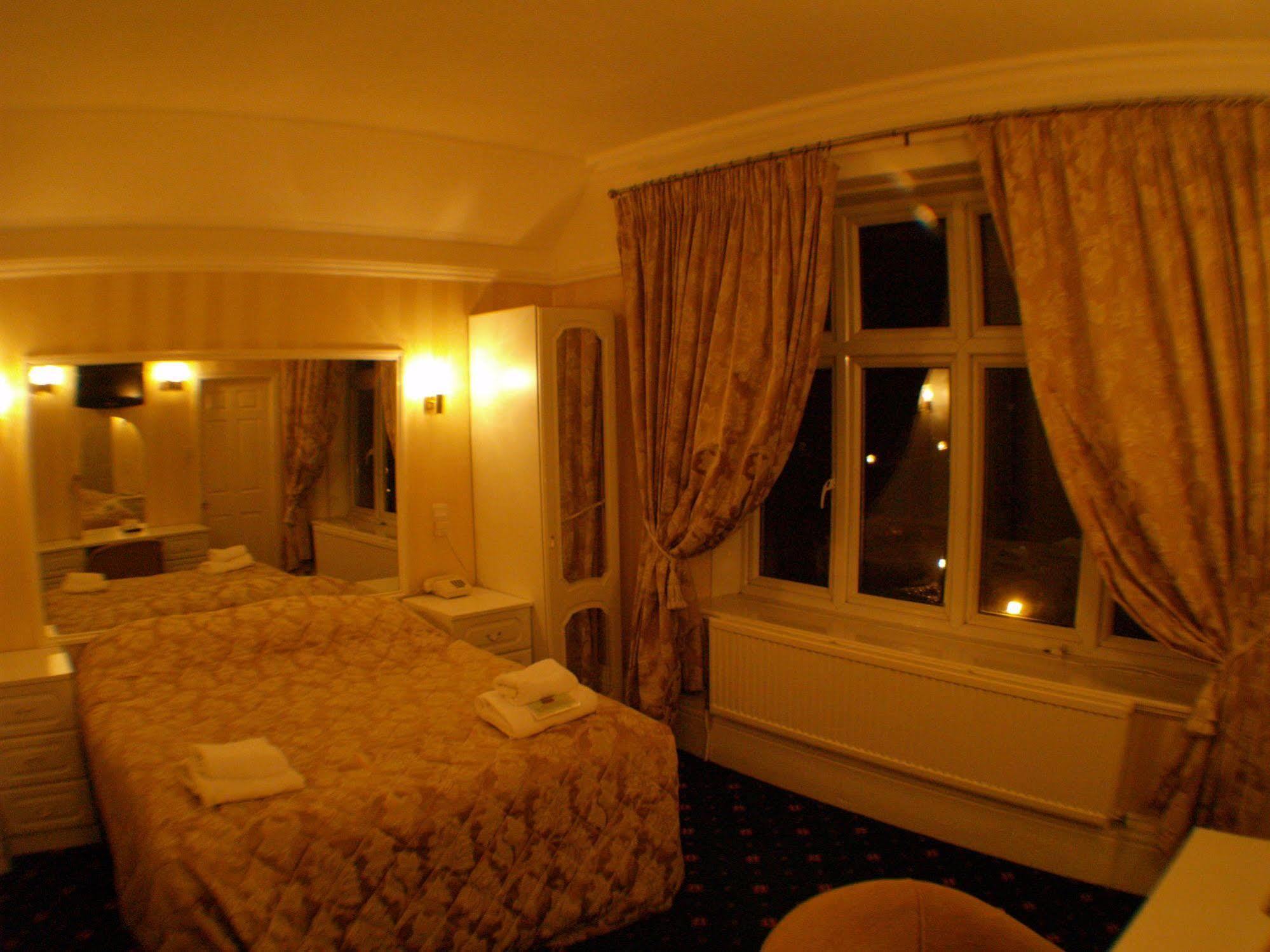 Normanhurst Hotel Sale Eksteriør billede